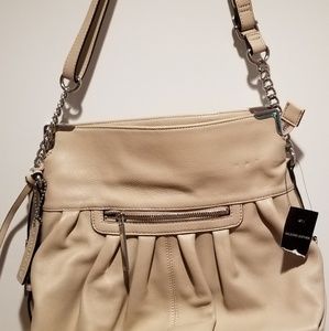 Wilson's leather bag